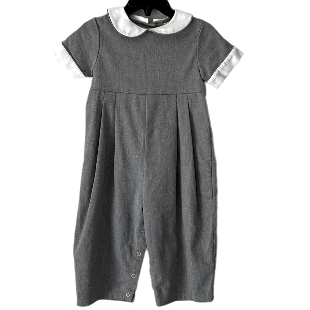Kelly’s Kids Grey/White Outfit Size 9-12 Months Outfit